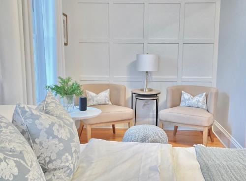Auberge Glengarry Inn, Eleanor Suite