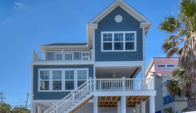 Bailey's Blue Ocean View