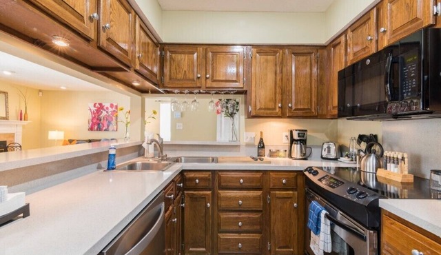 Best condo in Charlotte near Quail Hollow Country Club.