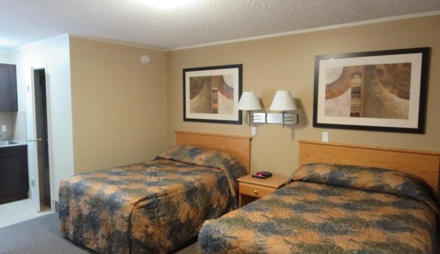 Best Maple Inn - Drayton Valley