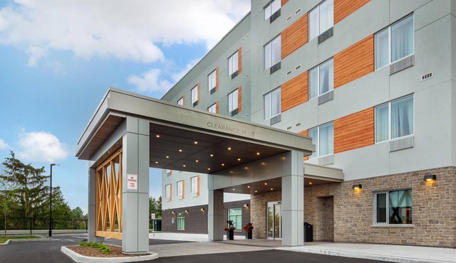 Best Western Plus Kawartha Lakes Hotel & Suites