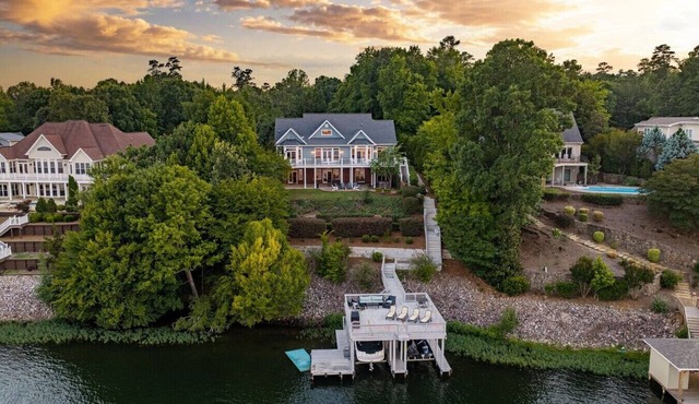 Big Water Lodge | Hot Tub, Fire Pit, & Lake Views