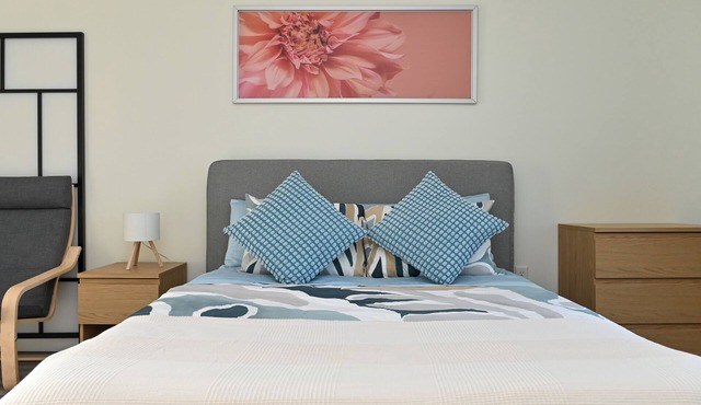 Bike, Hike, Relax – Cozy Riverside Stay Near BLT & Bluff Trails