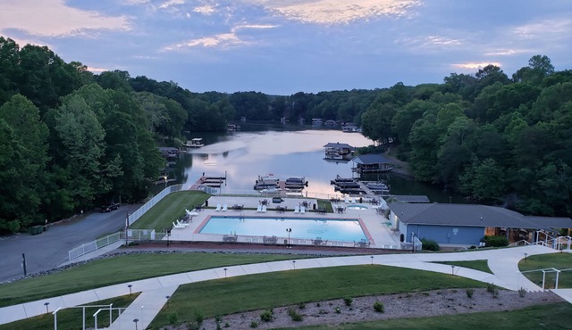 Breathtaking Sunset Views Over Smith Mountain Lake offers no stairs to condo