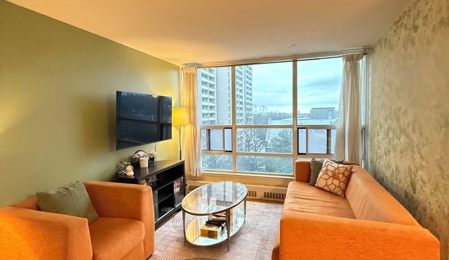 Bright & Spacious 1-Bedroom Apartment in York