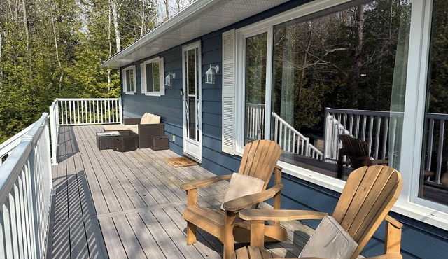 Bruce Peninsula Family Cottage (Berford Lake 4 bedrooms, 2bath)