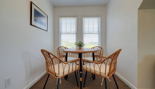 Buxton Apartment ~ 2 Mi to Lighthouse Beach!