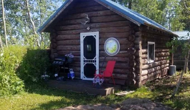 Cabin #7 - Rustic Cabin at Delaronde Resort