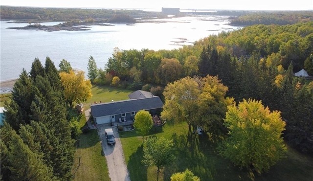 Cabin life rocks(Waterfront)