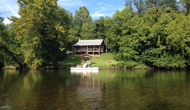 Cabin on Holston River, Fisherman & Paddlers Paradise