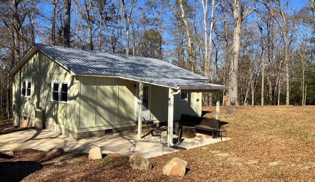 Cabin with Saluda River access