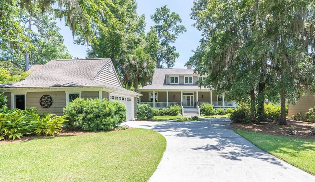 Callawassie Charm: A 3 bed, 3.5 bath home with beautiful views.