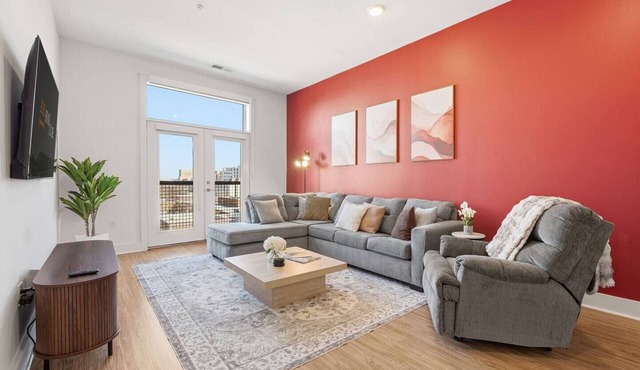 Carolina Horizon - Pool, City Views, Free Parking