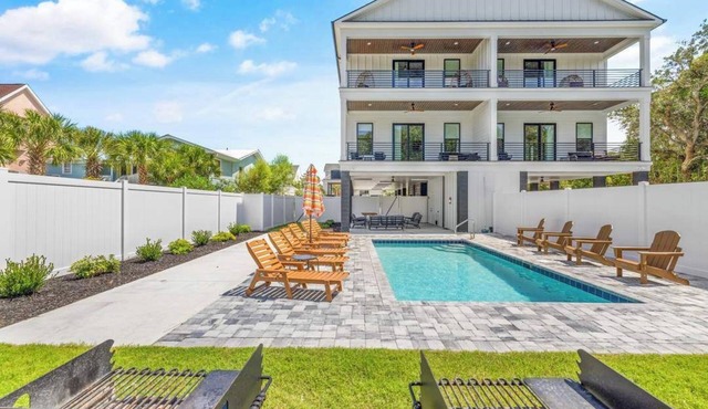 Casa Blanca Luna Showstopper Sea View Home