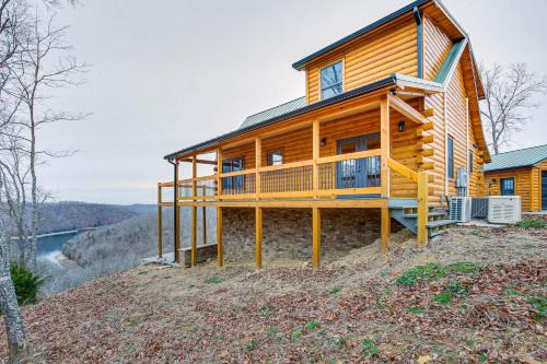 Celina Cabin w/View of Dale Hollow Lake!