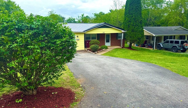 Centralized Modern Home in Johnson City