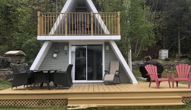 Chalet Le Pointu - St-Lawrence River View