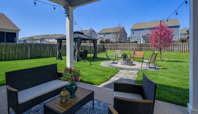 Cherry Meadow 5BR Escape | Outdoor Fireplace