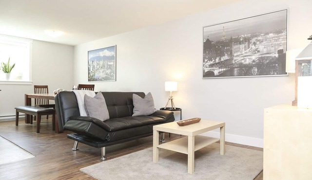 Comfy suite for work travelers & long-term stays