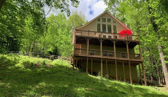 Copper Fox Mountain Home - 4bd/1loft/4ba, 2 Kitchens, 2 Living Rooms, 2 Decks