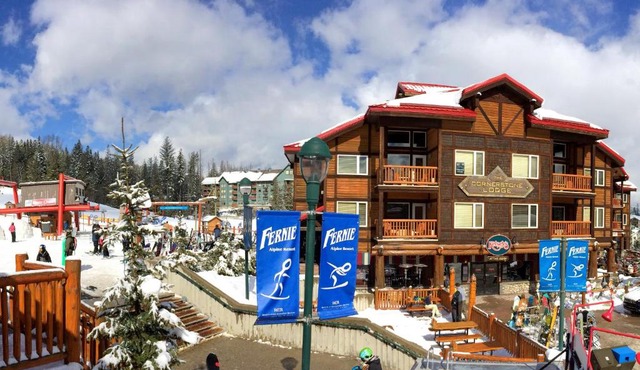 Cornerstone Lodge by Park Vacation Management