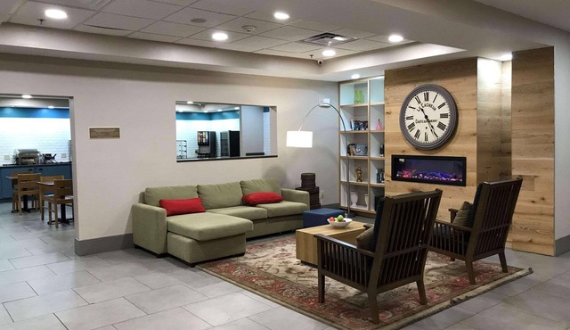 Country Inn & Suites by Radisson, Emporia, VA