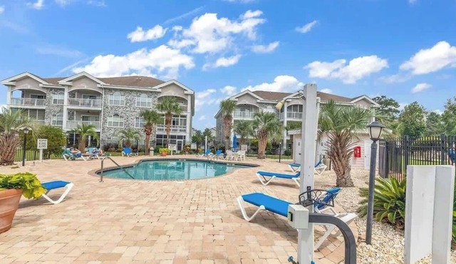 Cozy 1BR Condo, 5 Min to Beach, First-Floor