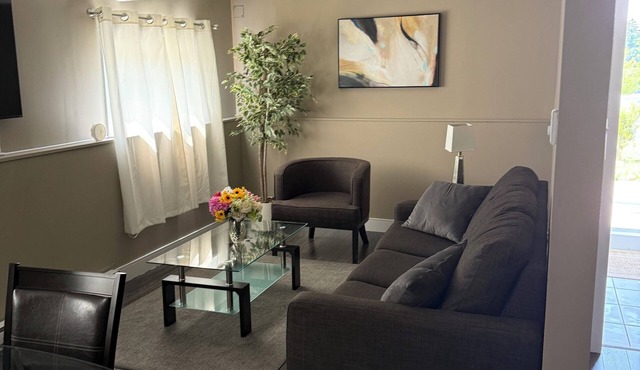 Cozy 2-bedroom retreat – comfort, style, and relaxation await you