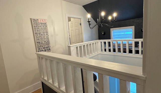 Cozy fully furnished house in New Waterford NS pet friendly