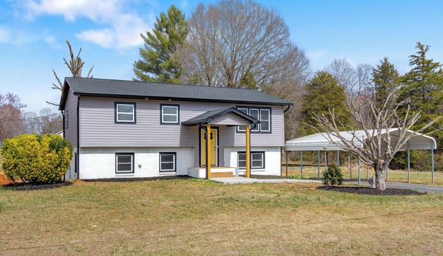 Cozy Home in Newton