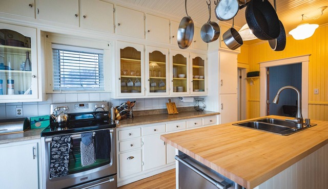 Cozy house at the heart of Acadian Peninsula