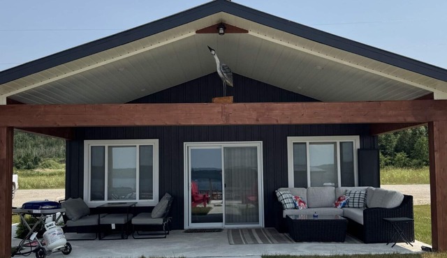 Cozy modern cottage overlooking the North Channel on Manitoulin Island.