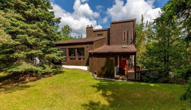 Cozy, Nature Lover's Retreat