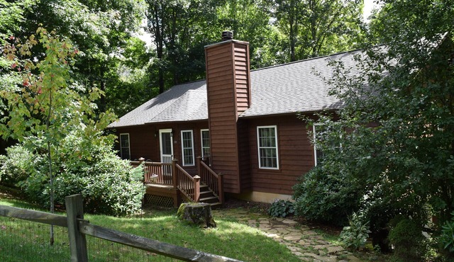 Cozy, Relaxing Mountain Cabin - Updates Coming for Fall 2026!