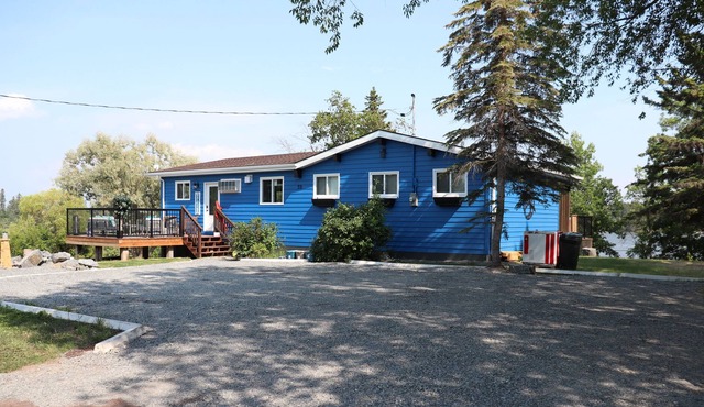 Cozy waterfront cabin with spectacular views and great open living space.