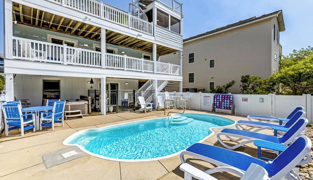 Crown Blessing | 198 ft from the Beach | Dog Friendly, Private Pool, Hot Tub | Corolla