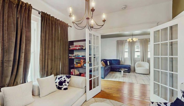 Delightful updated home with furnished patio, washer & dryer, & AC