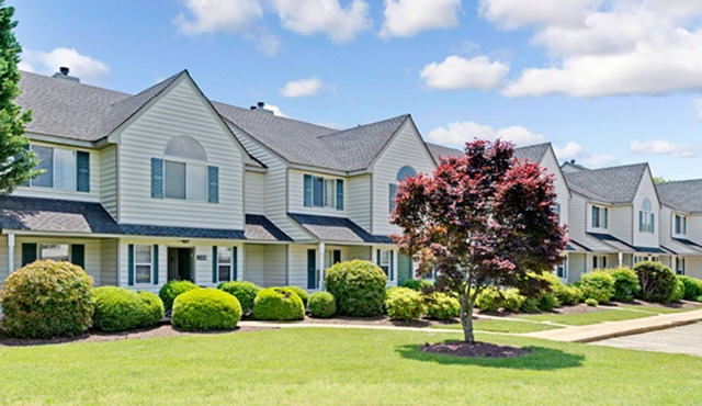Discounted Historic Powhatan Resort Stays!