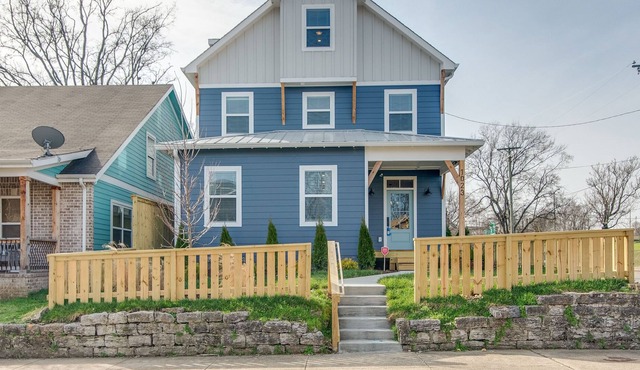 Double the Space in Downtown's 2 Unit Retreat
