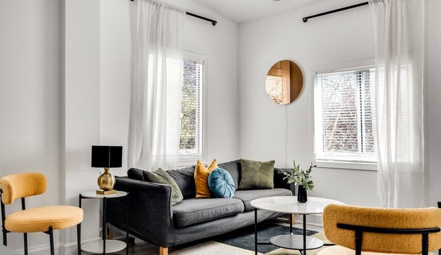 Downtown Ottawa | Luxury Suite