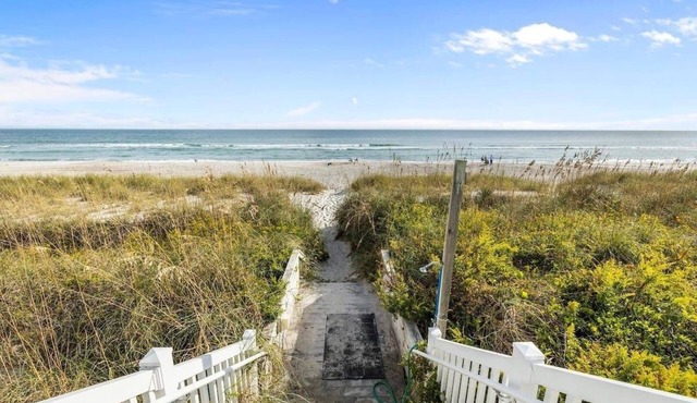 Dreamy Vacation Smart-home By The Beach 2 Bedroom Home by RedAwning