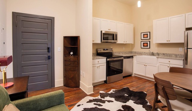 Dtwn Florence Studio 1/2 Mi to Regional Med Center