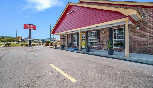 Econo Lodge Santee