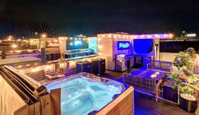 Expansive 4BR/5BA DT Home with Hot Tub & Game Room