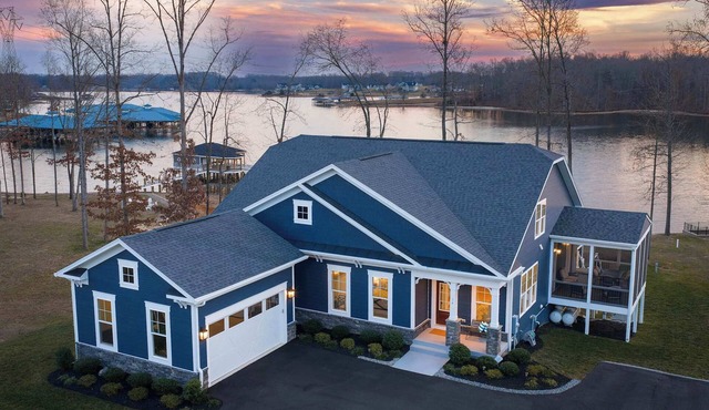 Fairview Lake Haven | New Waterfront Home | Private Side | 6BR/4BA | Boathouse & Dock