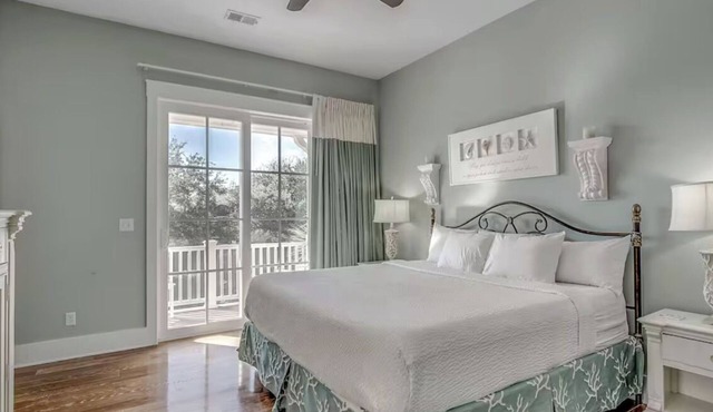 Family-Friendly Villa | North Myrtle Beach Resort | Romantic Stay