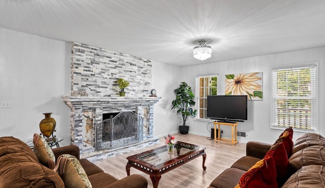 Family Getaway 4BR w/Game Loft & Fire Pit