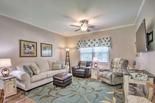 Family Home w/Fire Pit, 2 Mi to Lake Access