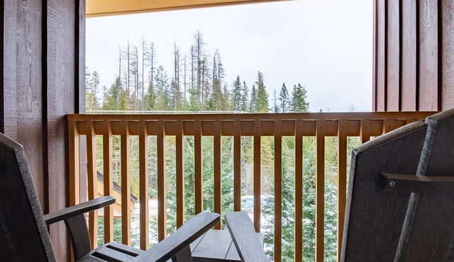 Fernie - Timberline Lodges Balsam #544