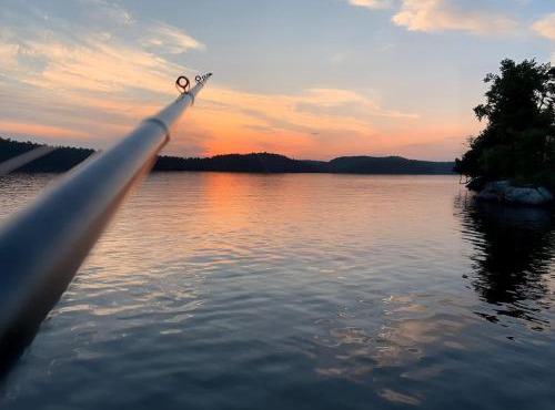 Fishing Retreat Dock and Launch - Lakefront
